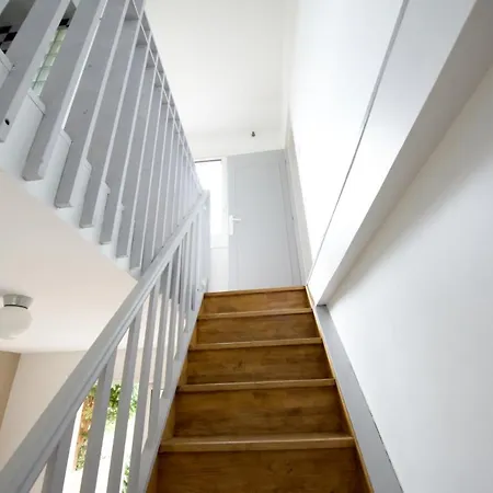 Eco Maison Entiere Avec Terrasse Dans Jardin Potager Piscine Parking * רואן