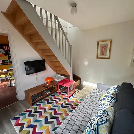 Eco Maison Entiere Avec Terrasse Dans Jardin Potager Piscine Parking רואן