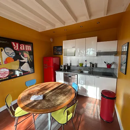 Eco Maison Entiere Avec Terrasse Dans Jardin Potager Piscine Parking בית נופש *