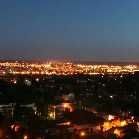 Eco Maison Entiere Avec Terrasse Dans Jardin Potager Piscine Parking Будинок відпочинку Руан