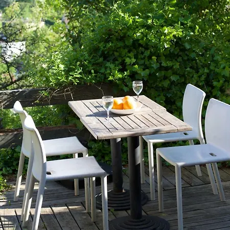 Eco Maison Entiere Avec Terrasse Dans Jardin Potager Piscine Parking *