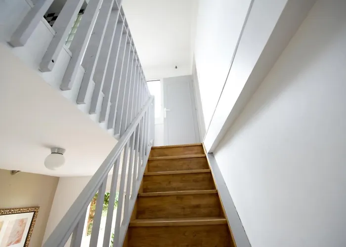 Eco Maison Entiere Avec Terrasse Dans Jardin Potager Piscine Parking * Руан