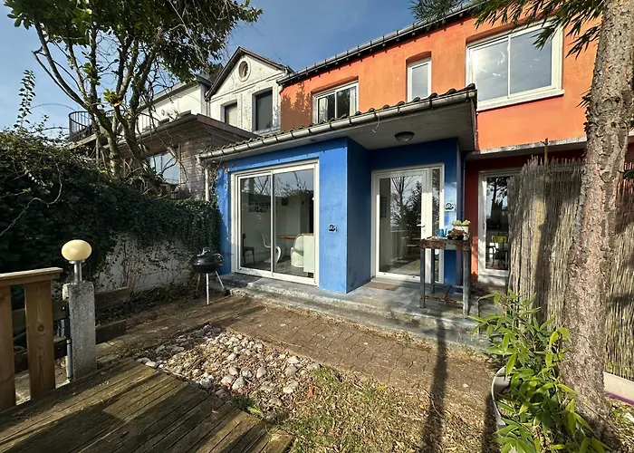 Eco Maison Entière Avec Terrasse Dans Jardin Potager Piscine Parking Rouen